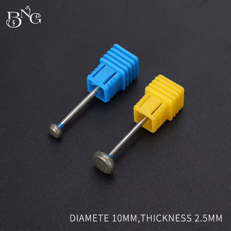Foret à ongles en diamant, fraise rotative, pointes de nettoyage des cuticules, appareil pour manucu