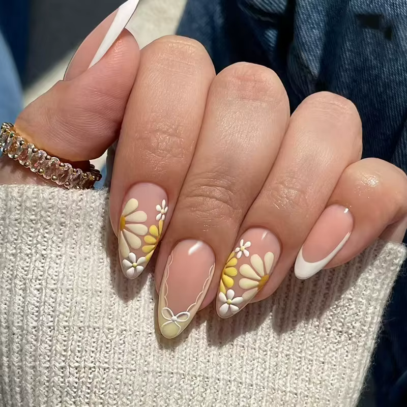 24 faux ongles frais en forme d'amande avec colle, fleurs bleues, style français simple, nœud mignon