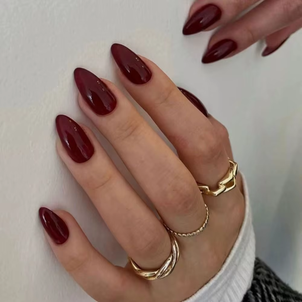 Faux ongles français en forme de tête d'amande pour femme, 24 pièces, couverture complète, à presser