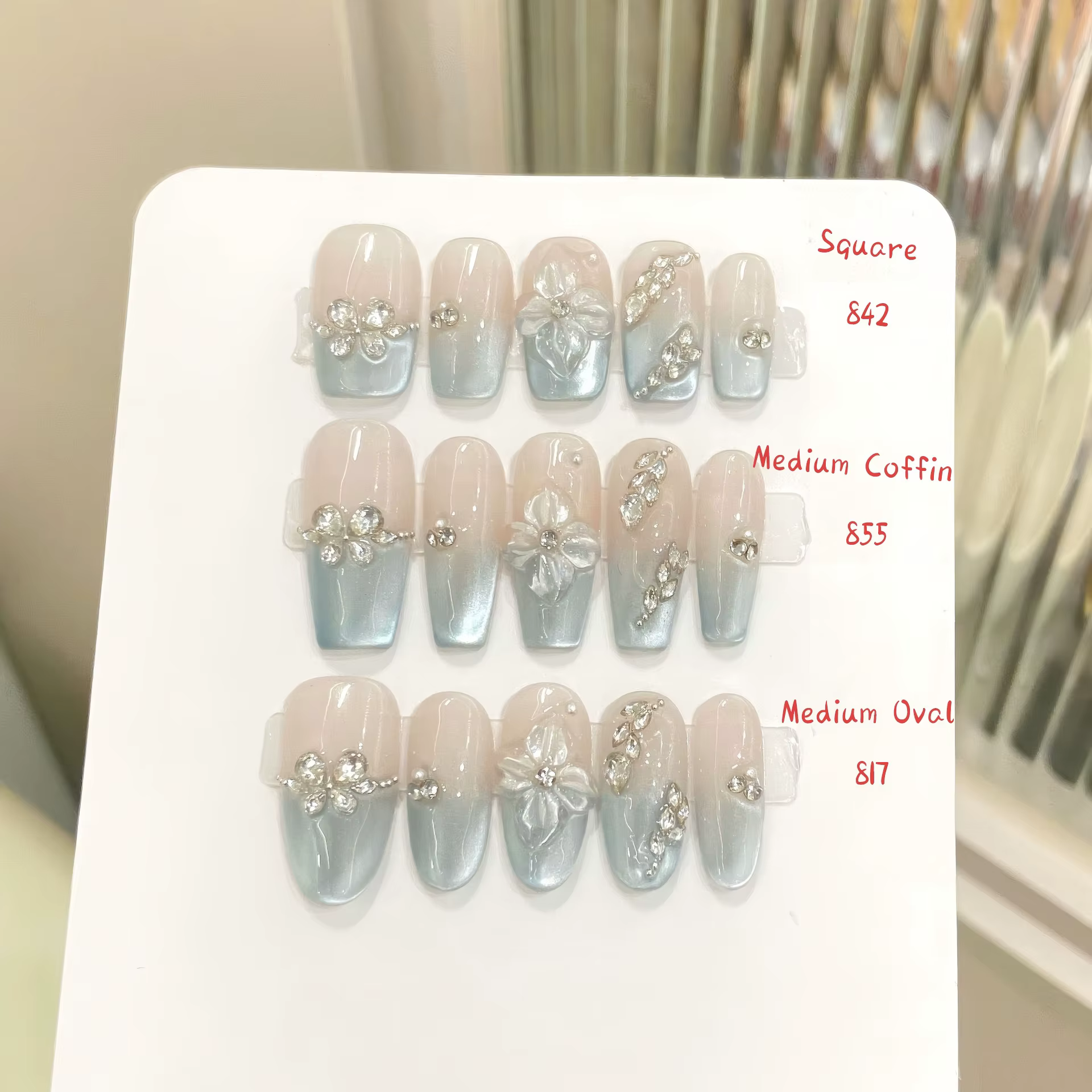 10 faux ongles faits à la main, style luxueux et haut de gamme, adaptés aux festivals, aux fêtes et 