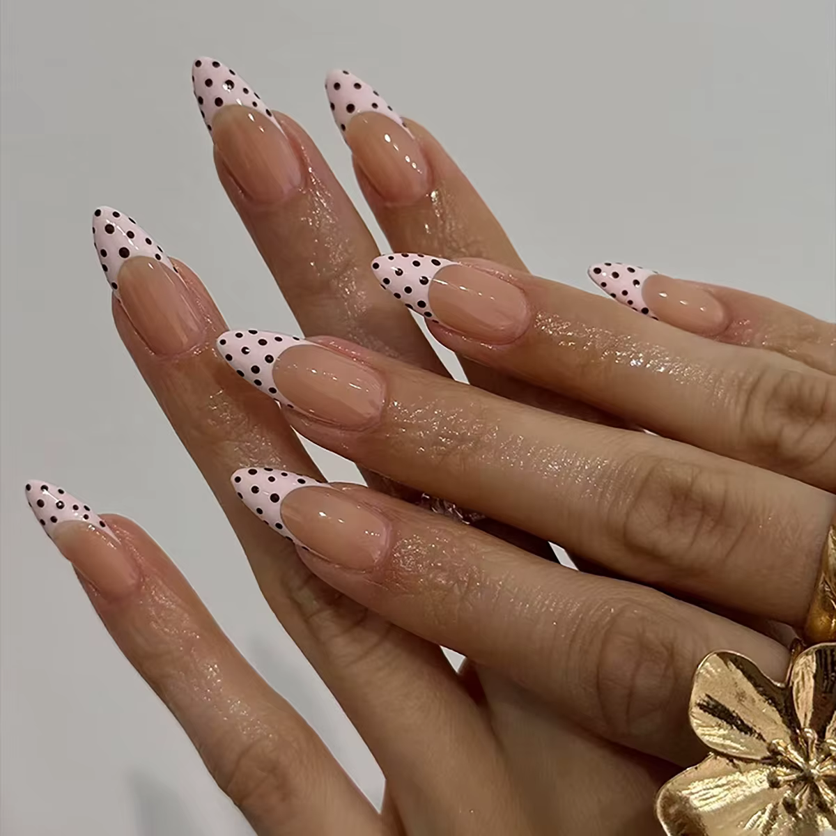 Ensemble complet de 24 faux ongles longs en forme d'amande – Nail art français à pois rose nude, ong