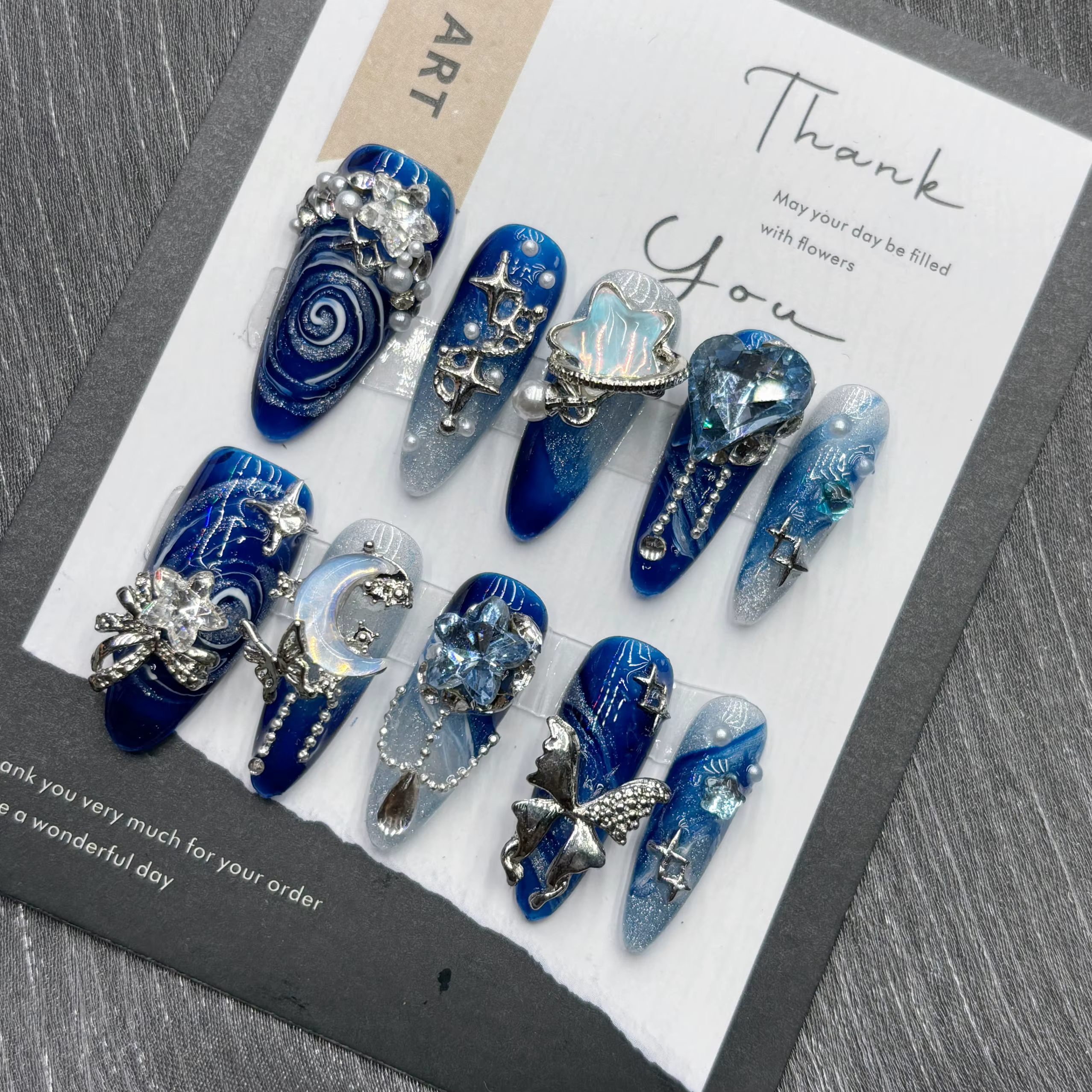 10 pièces de haute qualité à la main presse sur les ongles Simple et élégant bleu Royal profondeur d
