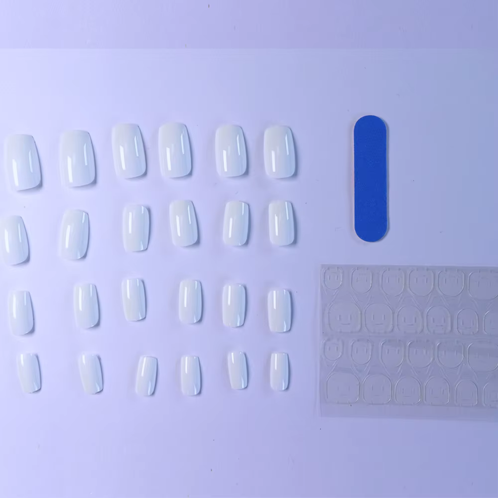 ARTAUG 24 pièces court carré blanc solide couverture complète couverture complète faux ongles ensemb