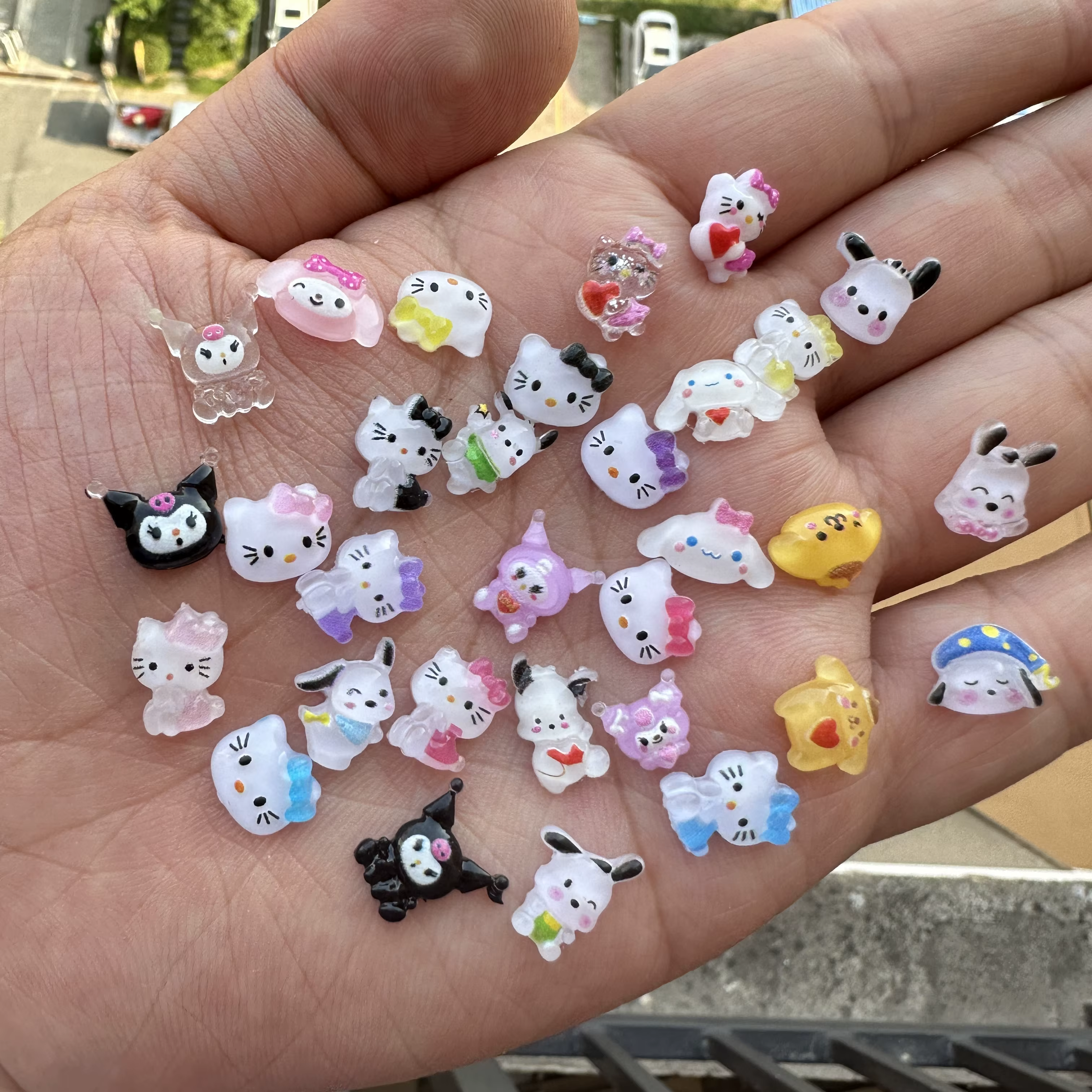Sanrio Nail Charms Hello Kitty Design Nail Art Bricolage Mini Strass Flatback Charms Artisanat Pierr
