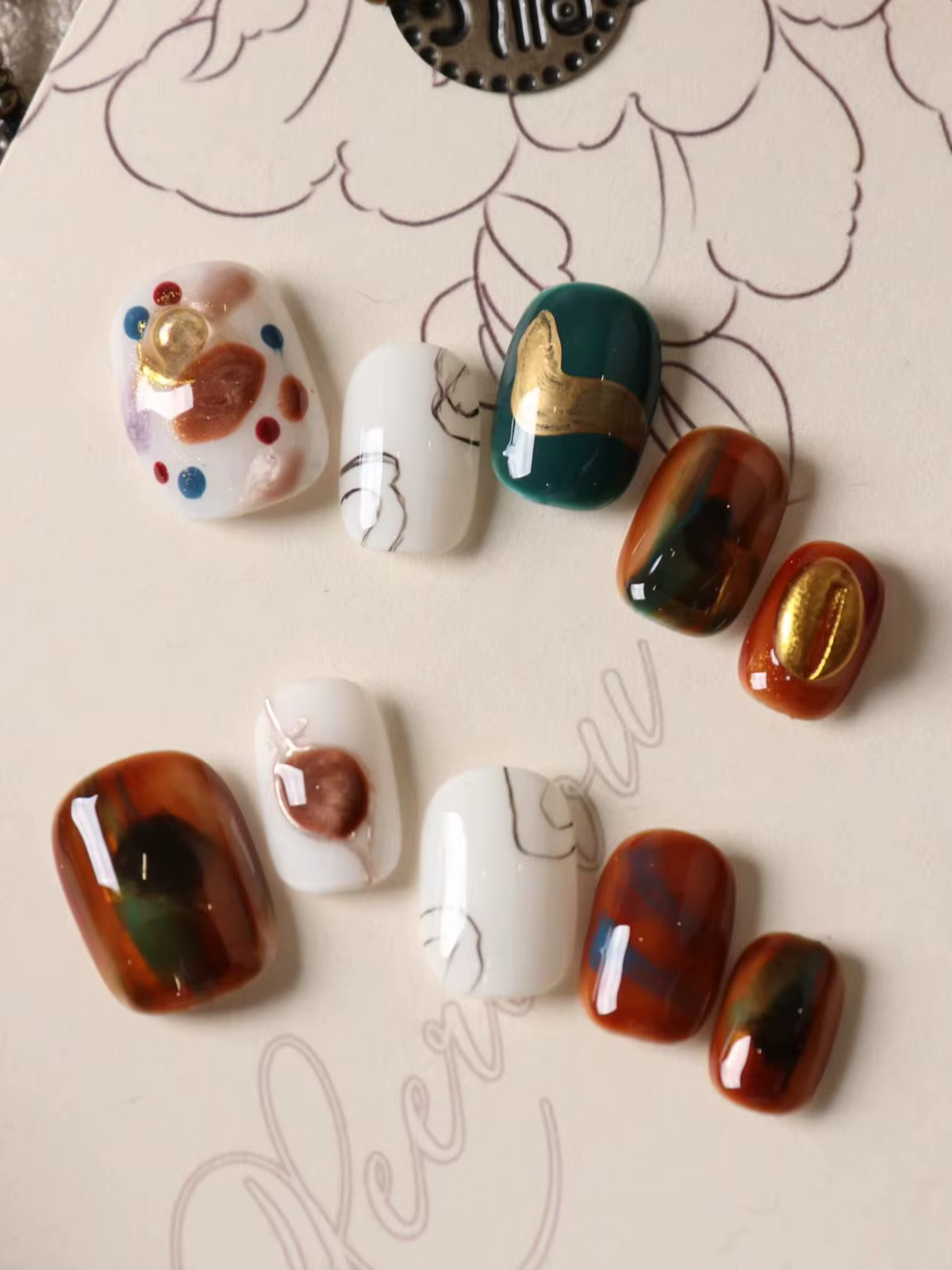 Lot de 10 faux ongles à presser marron et blancs, courts, pour le bureau et le quotidien, kit d'ongl
