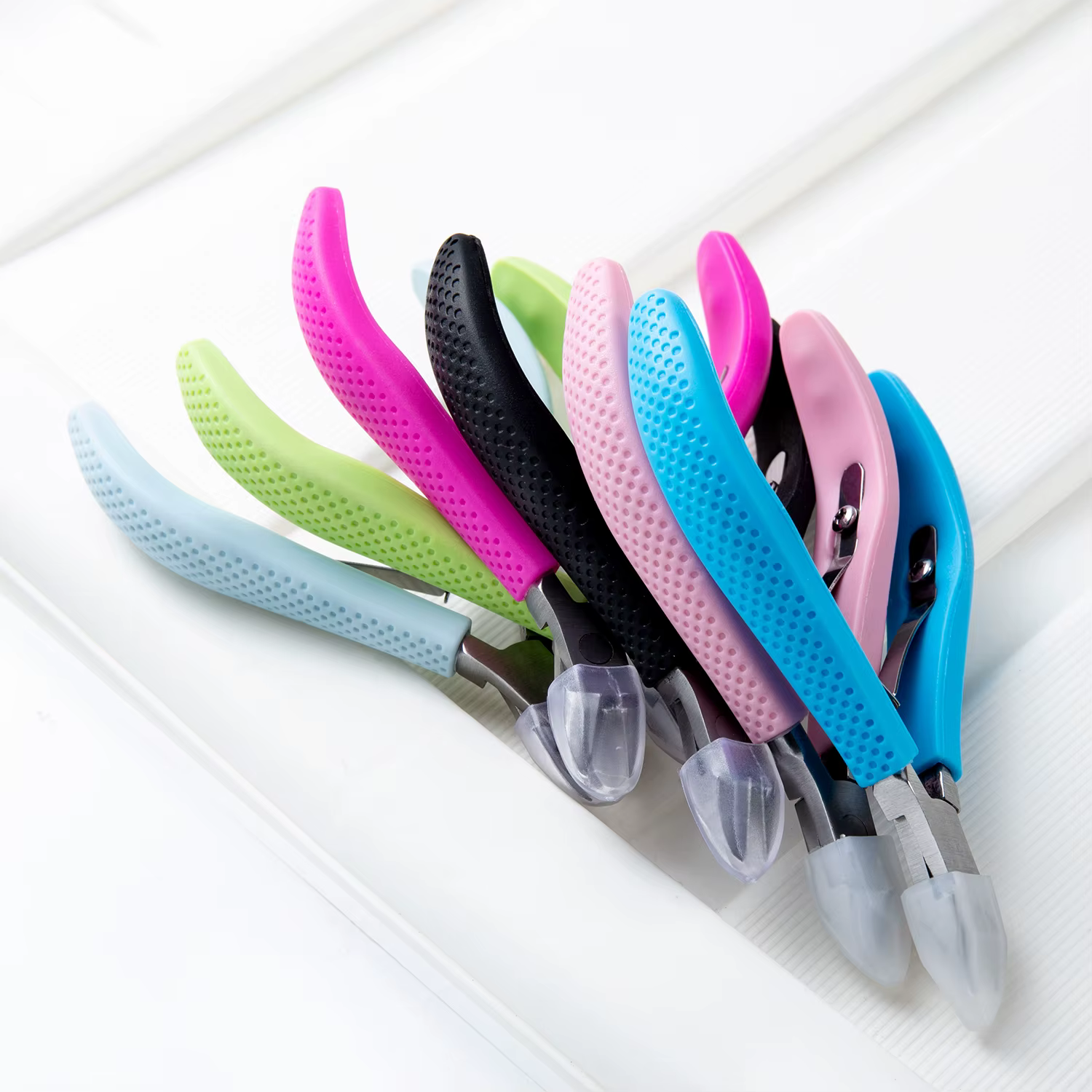 Nouveau Ciseaux à cuticules pour ongles, dissolvant de manucure, pinces à peau morte, coupe-cuticule