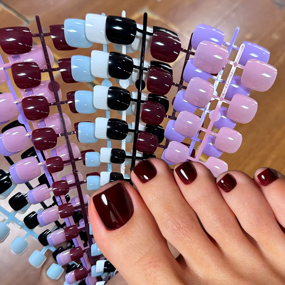 144 pièces couleur mixte court carré faux ongles vin rouge, noir, blanc, rose, bleu presse sur les o