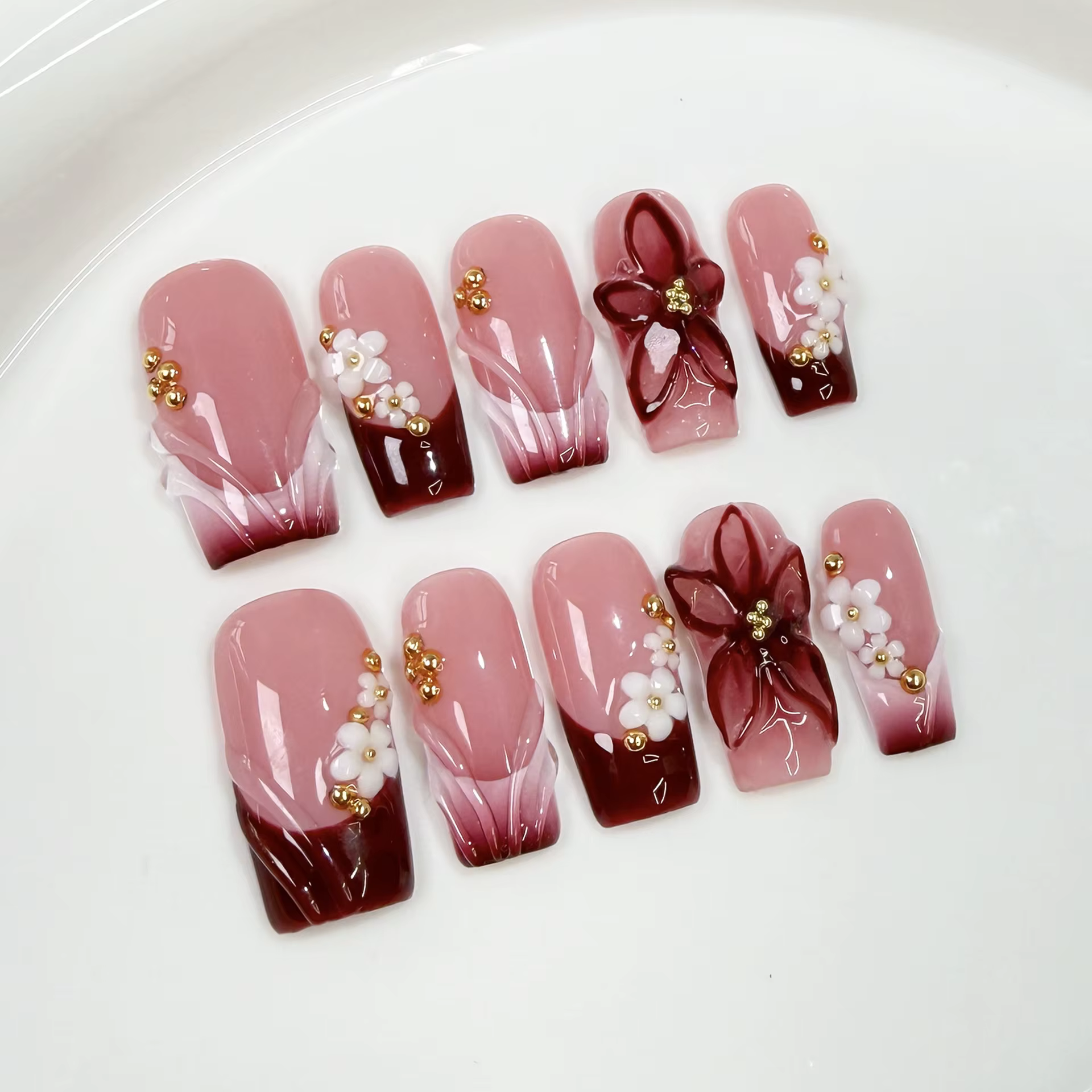 10 pièces de luxe or presse sur ongles 3D fleur faux ongles perle manucure française à la main faux