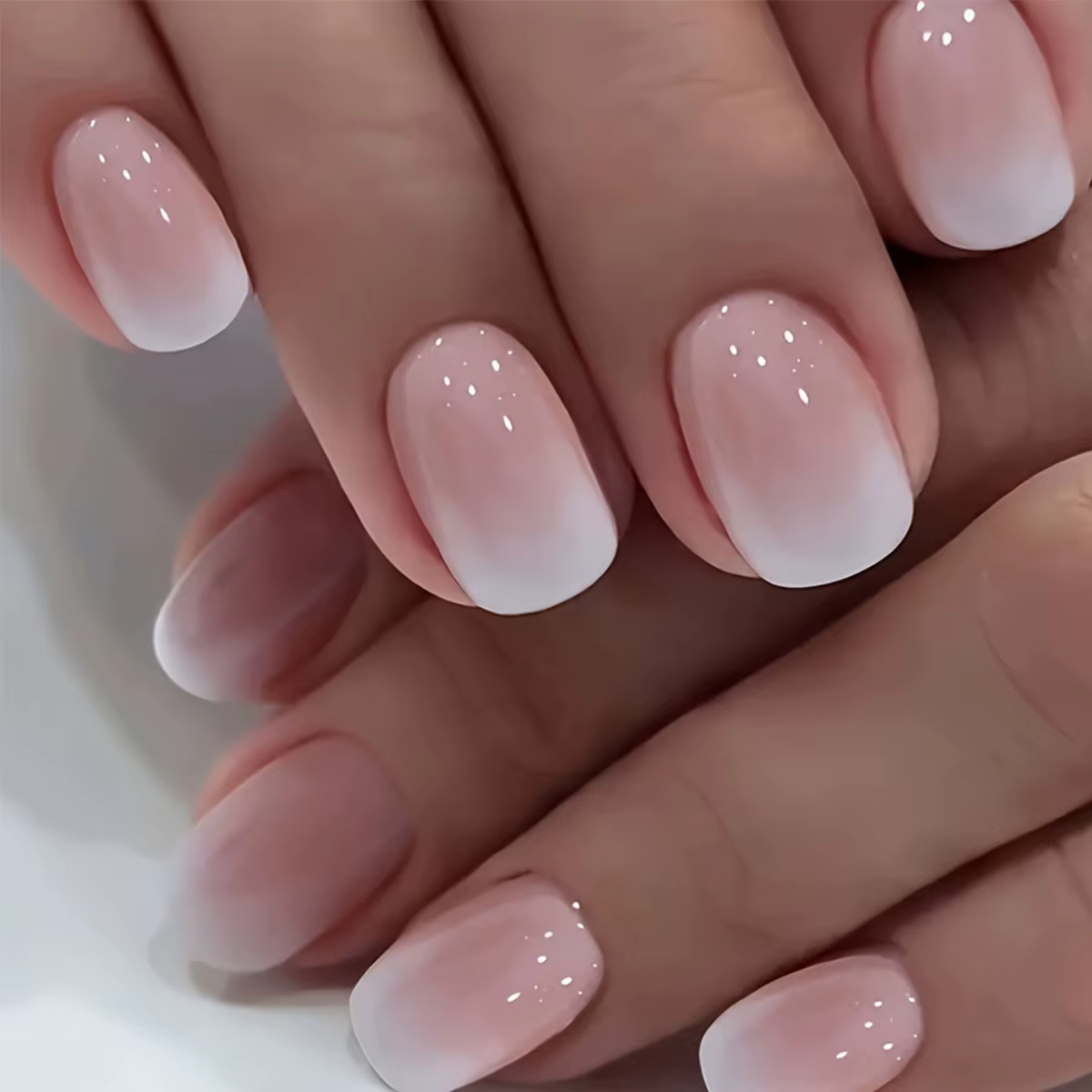 24 pièces de nouveaux ongles à pression de style français (autocollants pour faux ongles à la mode),