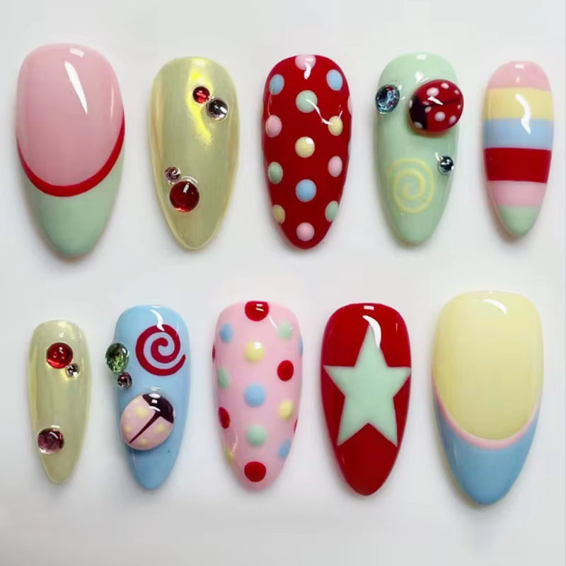 24 faux ongles en amande mi-longs à presser, style Dopamine, avec strass français, motif coccinelle,