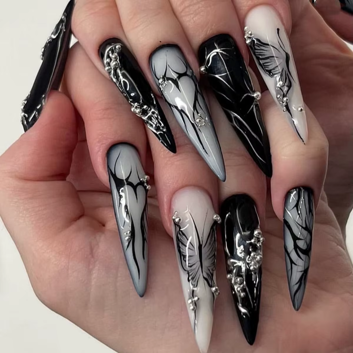 Faux ongles noirs Y2k avec diamant, longs amandes, Design papillon, à pression ovale, pour Halloween