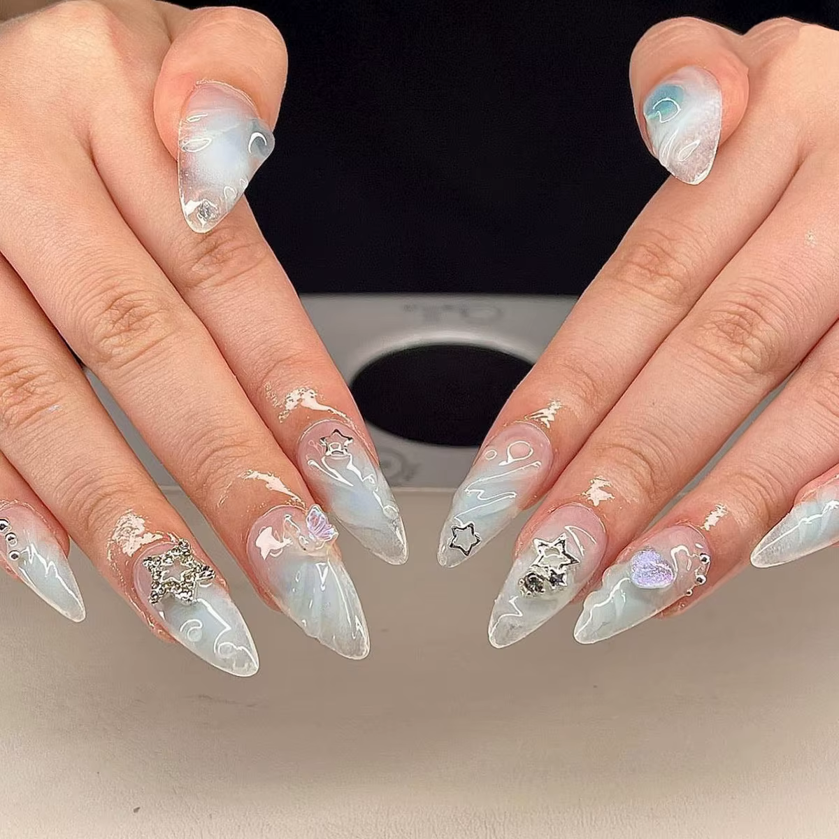 Faux ongles français longs à pression en amande, avec nœud rose, Design floral portable, manucure ov