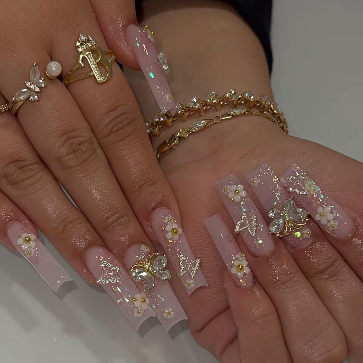 24 faux ongles longs carrés à la française, motif cœur 3D, à presser, avec strass, prêts à poser, po
