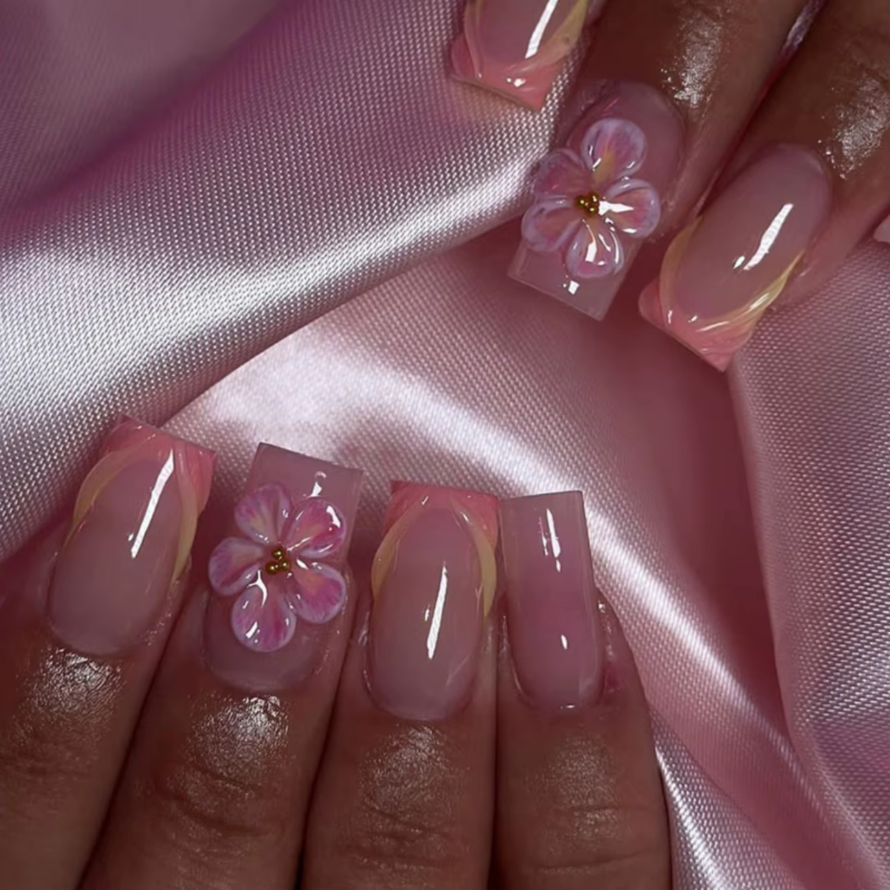 24 faux ongles à presser mi-longs, rose, style français, motif floral, réutilisables, avec perles, p