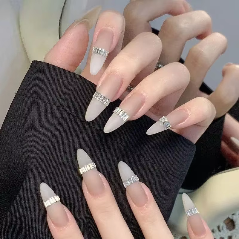 Strass réfléchissants pour ongles, 50 pièces, bande fine argentée, bandes de cristal pour Nail Art, 