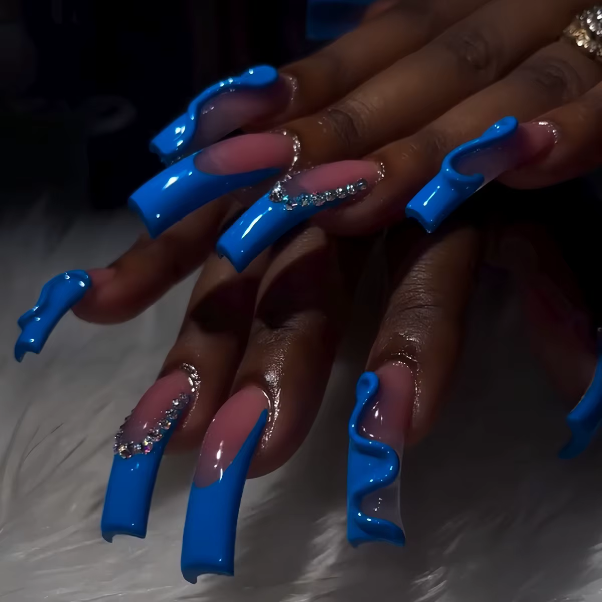 20 pièces mode courbe carré faux ongles Art Simple blanc français longs faux ongles ensembles fini r