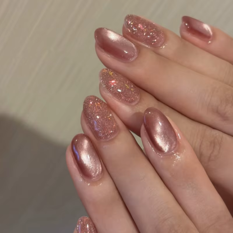 Faux ongles ronds courts, 24 pièces, Design d'ongles œil de chat, paillettes détachables, couleur un