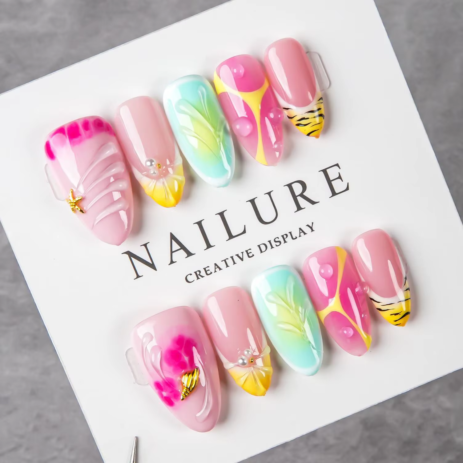 Faux ongles à presser moyens, forme amande, pour l'été et la plage, avec dégradé, feuille 3D, étoile