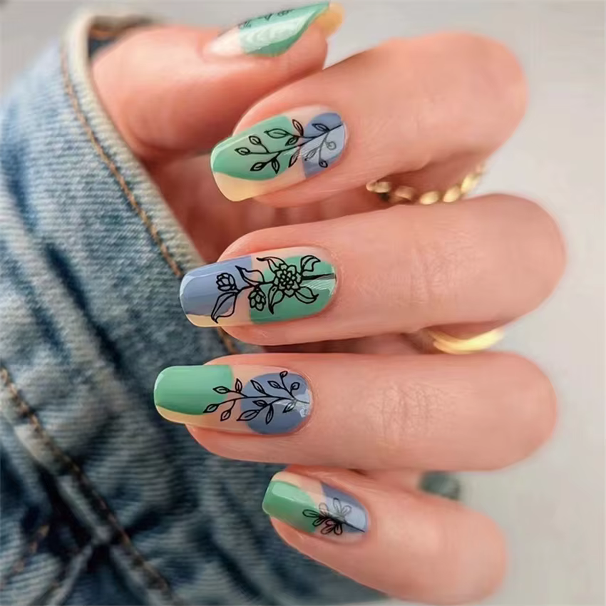 24 pièces/ensemble nouveau ovale presse sur ongles Patch portable ongles conseils mignon dessin anim