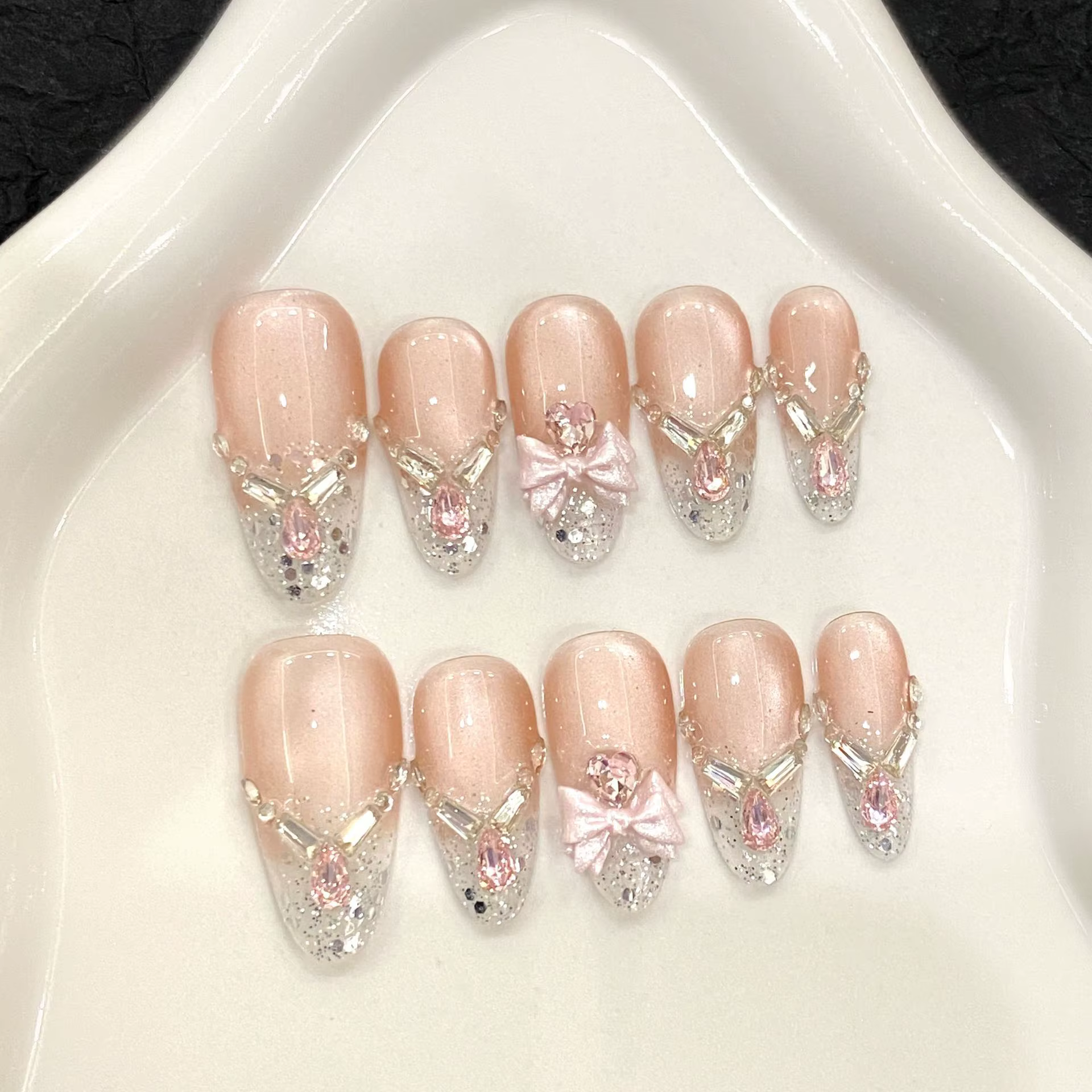 10 pièces à la main brillant diamant presse sur ongles paillettes rose arc décor faux ongles mariage