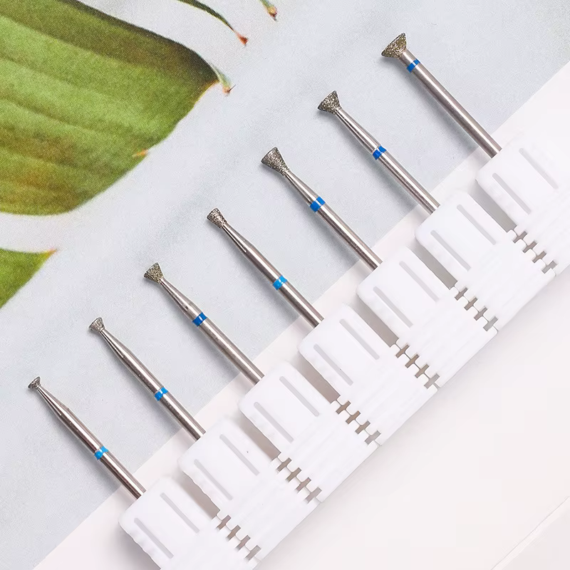 Foret à ongles pour nettoyer les cuticules, outil pour enlever la colle de débordement, traitement d