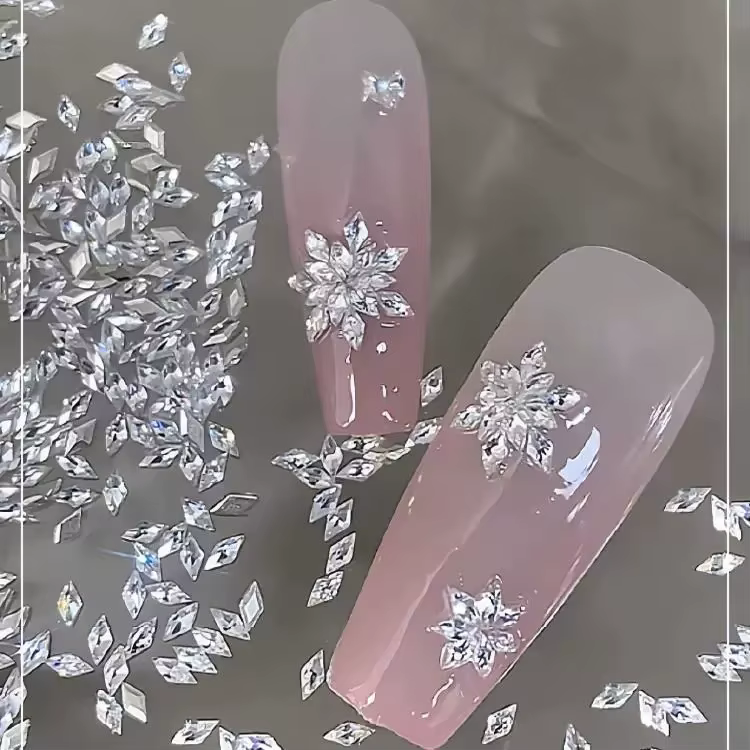 100 pièces Rotterdam kling Rhombus Zcomprend sur Nail Art Strass 1.5*3mm Mini Flatback Diamant Brcor