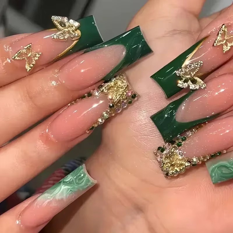 Faux ongles français verts avec diamant, papillon doré, élégants, artificiels en acrylique, longs et