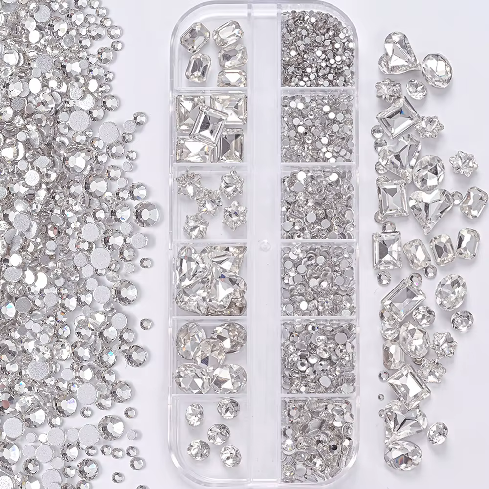1 boîte de strass 3D transparents pour Nail Art, 12 formes ovales mixtes, papillon, cœur, fleur, bre