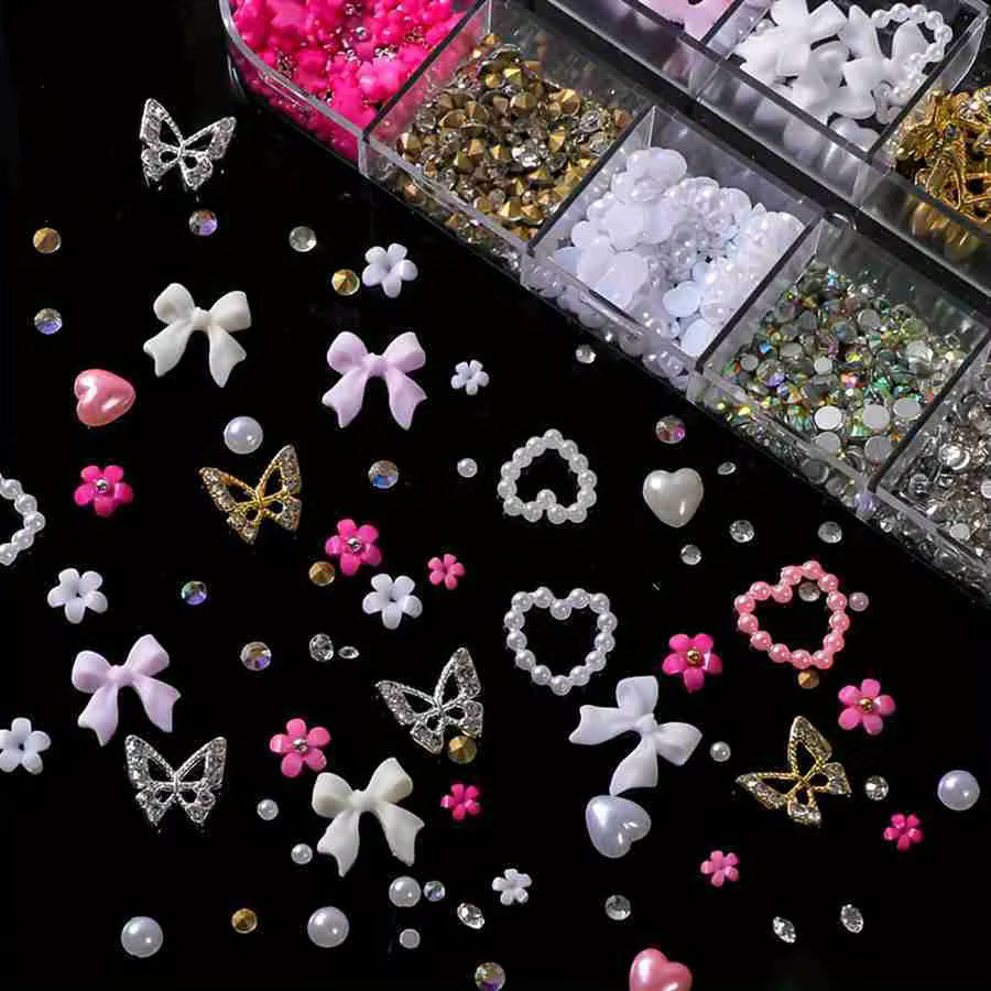 Strass pour ongles en alliage mixte, 12 grilles, nœud papillon, Mini fleur, gemmes, perles, cœur, dé