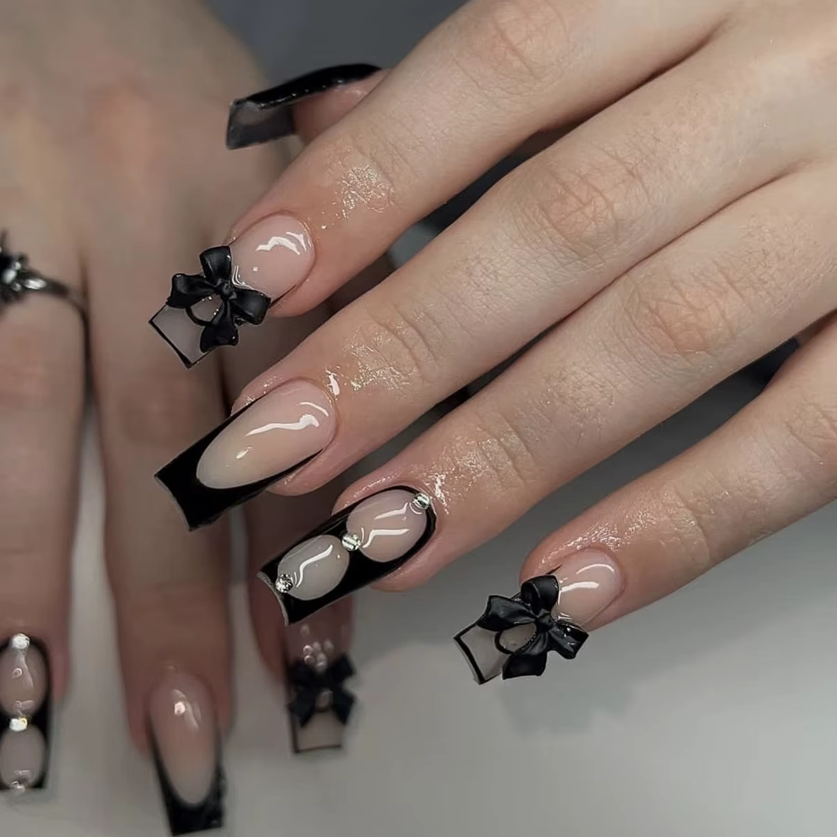 Faux ongles longs à pression pour Ballet, 24 pièces, sangle croisée noire, Style français, avec nœud