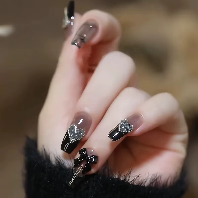 24 pièces/1 boîte filles chaudes portent des gros arc filles chaudes Nail Art faux ongles