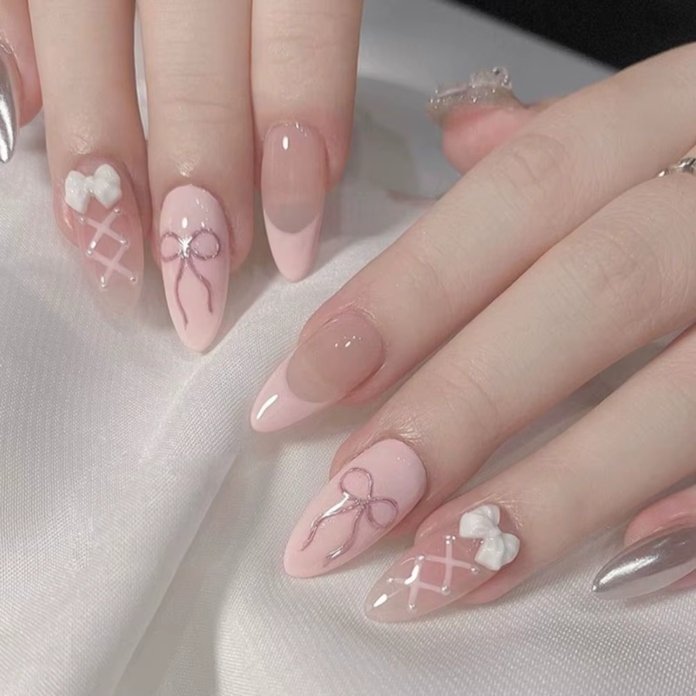 Faux ongles français en forme de tête d'amande pour femme, 24 pièces, couverture complète, à presser