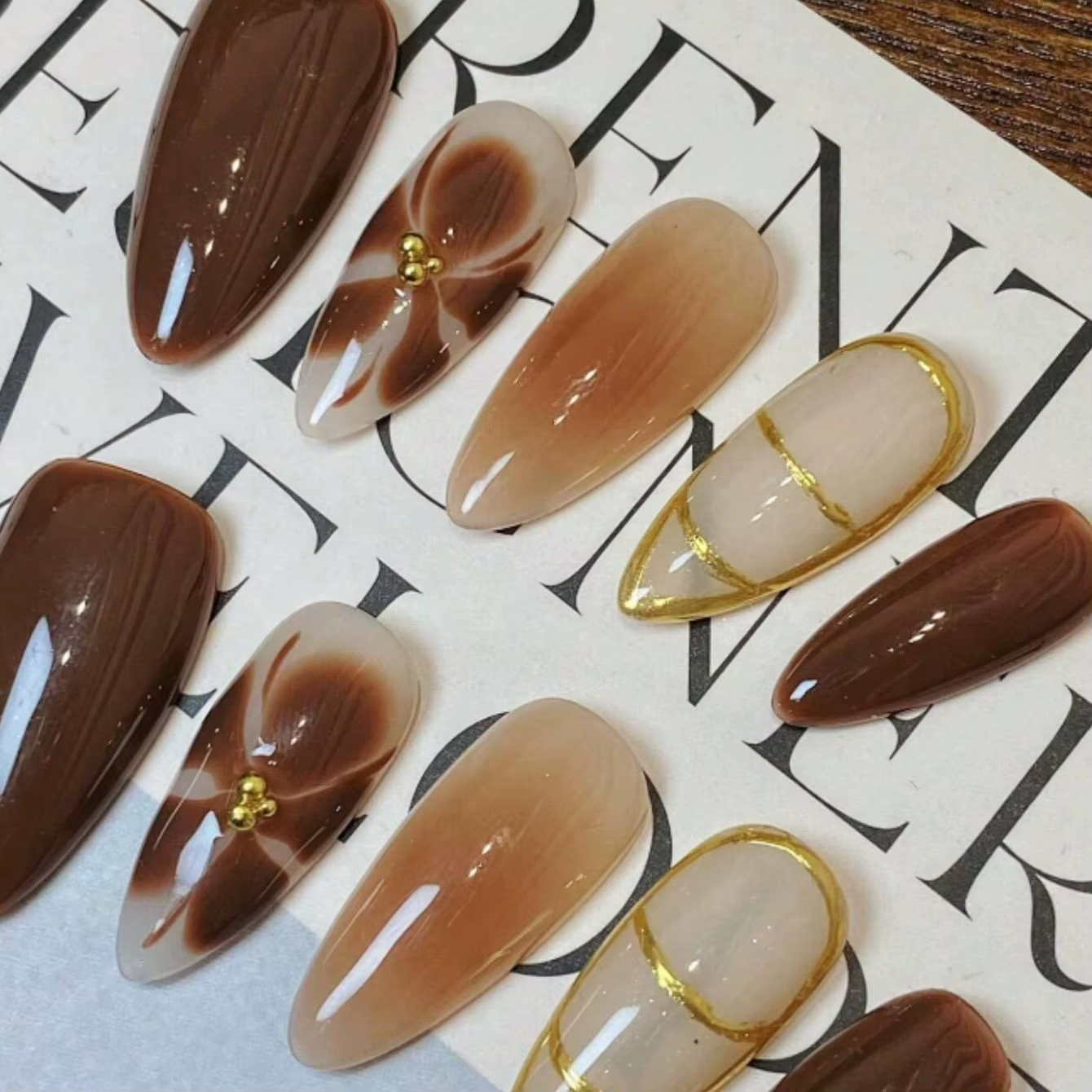 10 faux ongles en forme d'amande pressés à la main, magnifiques faux ongles, mélange de caramel haut
