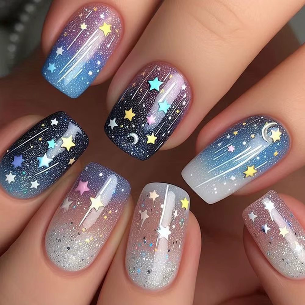 Été chérie ongles faits à la main presse Ons cercueil court faux ongles étoiles de rêve lune presse 