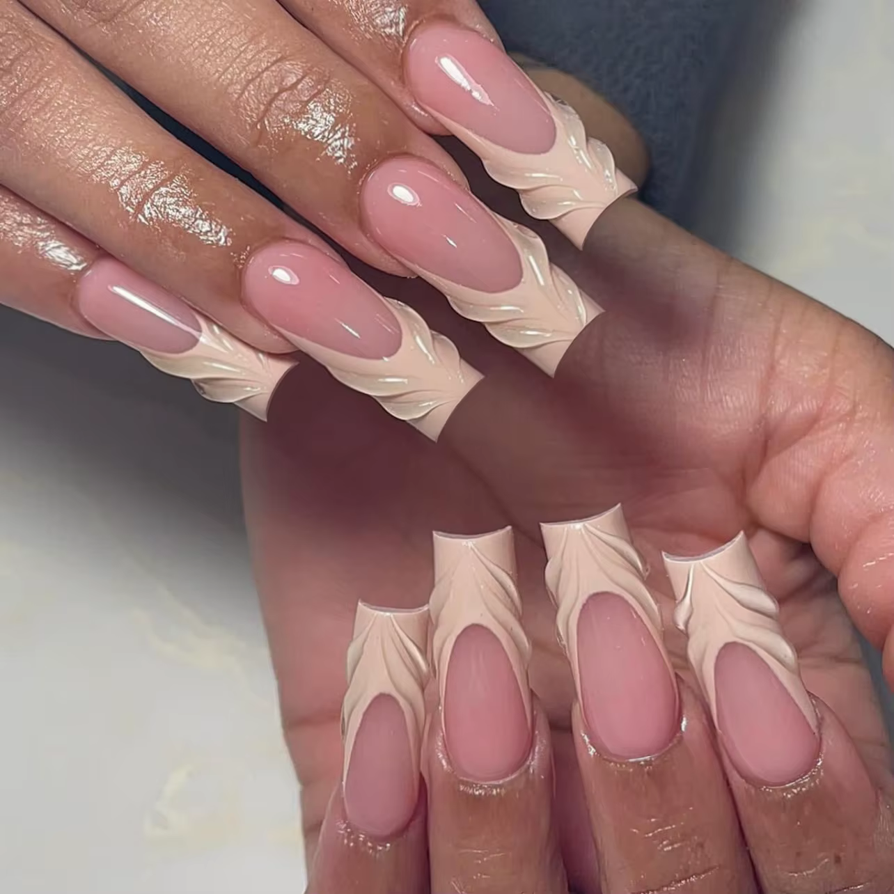 24 faux ongles à presser mi-longs, rose, style français, motif floral, réutilisables, avec perles, p