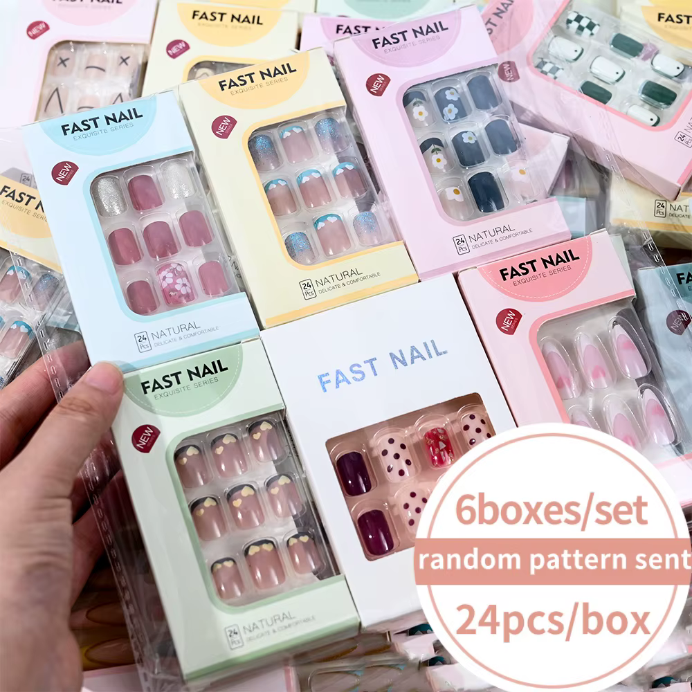 6 boîtes/ensemble court carré faux ongles amour design presse sur ongles Style mixte motif aléatoire