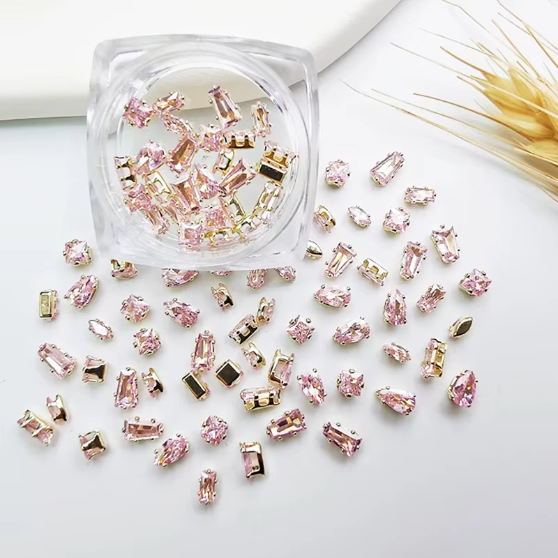 40 pièces brillant cristal 3D Nail Art strass décorations forme Flatback verre diamant bijoux concep