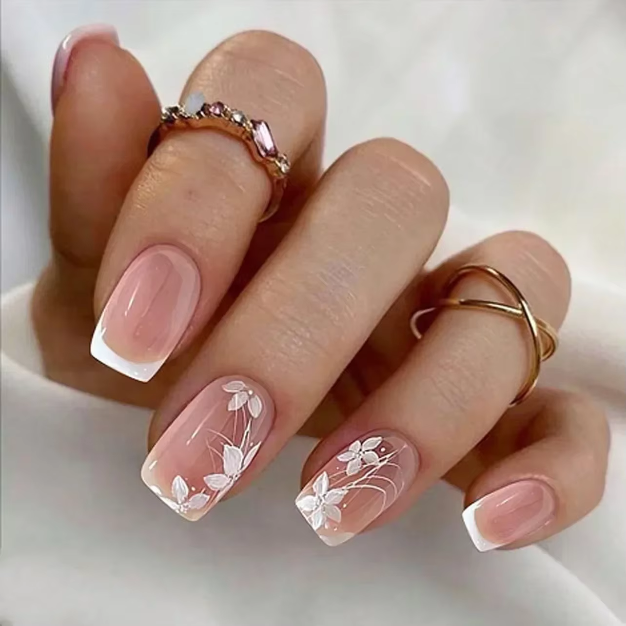 Rose blanc fleurs violet français Nail Art mode portable faux ongles détachable fini faux ongles pre