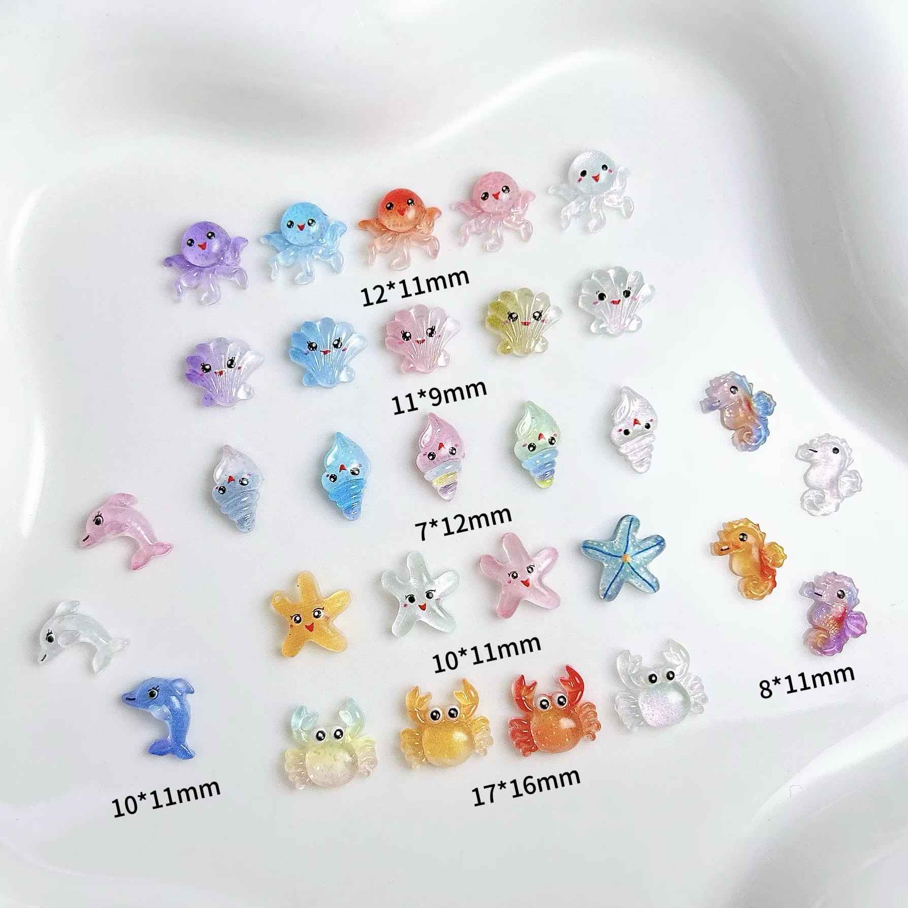 30 pièces Style Multiple mignon poulpe conque résine Nail Art décorations dessin animé lumineux gran