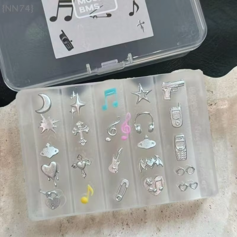 Moule à ongles en silicone 3D transparent – Style musique rétro/punk, modèles de queue de sirène et 