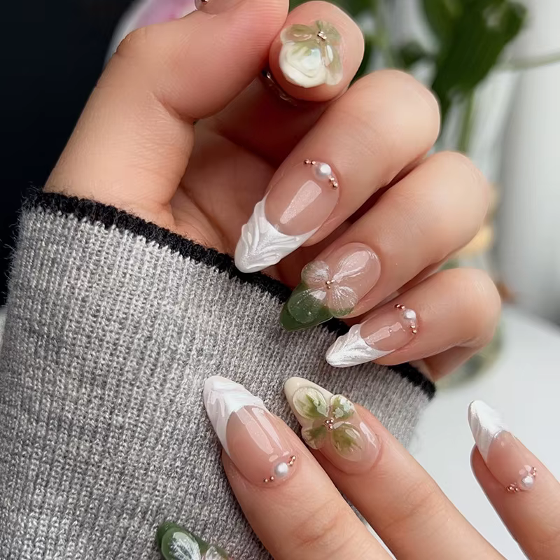 24 faux ongles à presser en amande, motif floral, rose français, à pois, couvrance totale, avec stra