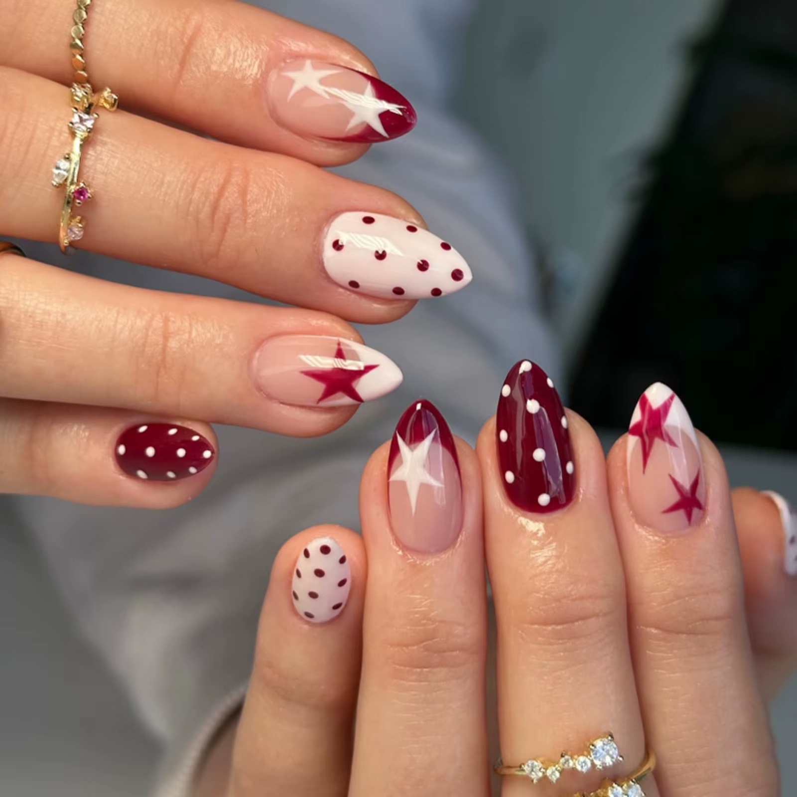 Faux ongles français jaunes à pression bleue et amande, 24 pièces, étoile à cinq branches/à pois imp