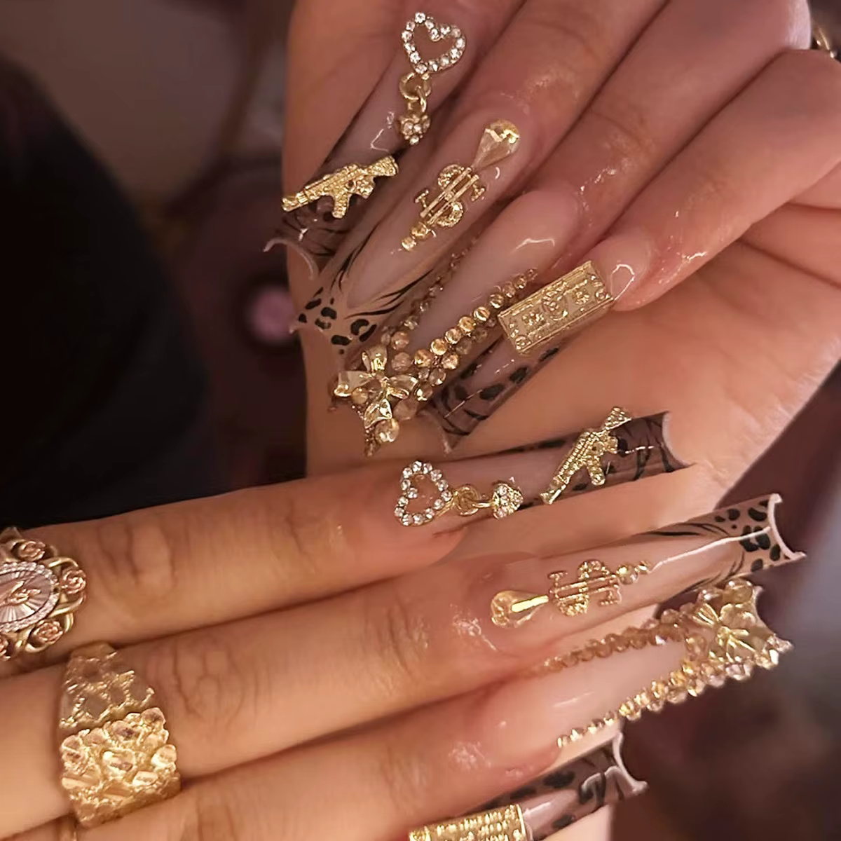 24 faux ongles longs carrés à la française, motif cœur 3D, à presser, avec strass, prêts à poser, po
