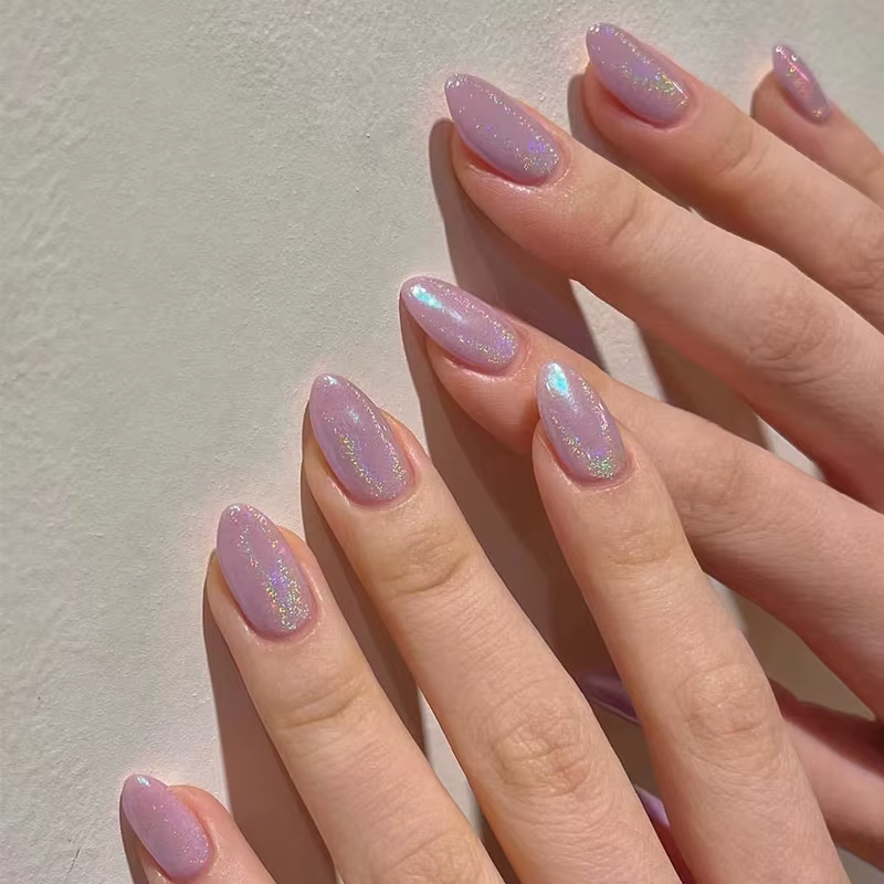 Faux ongles simples rouge vin avec colle, mi-longs, à pression en amande, à tête ronde, ovale, couve