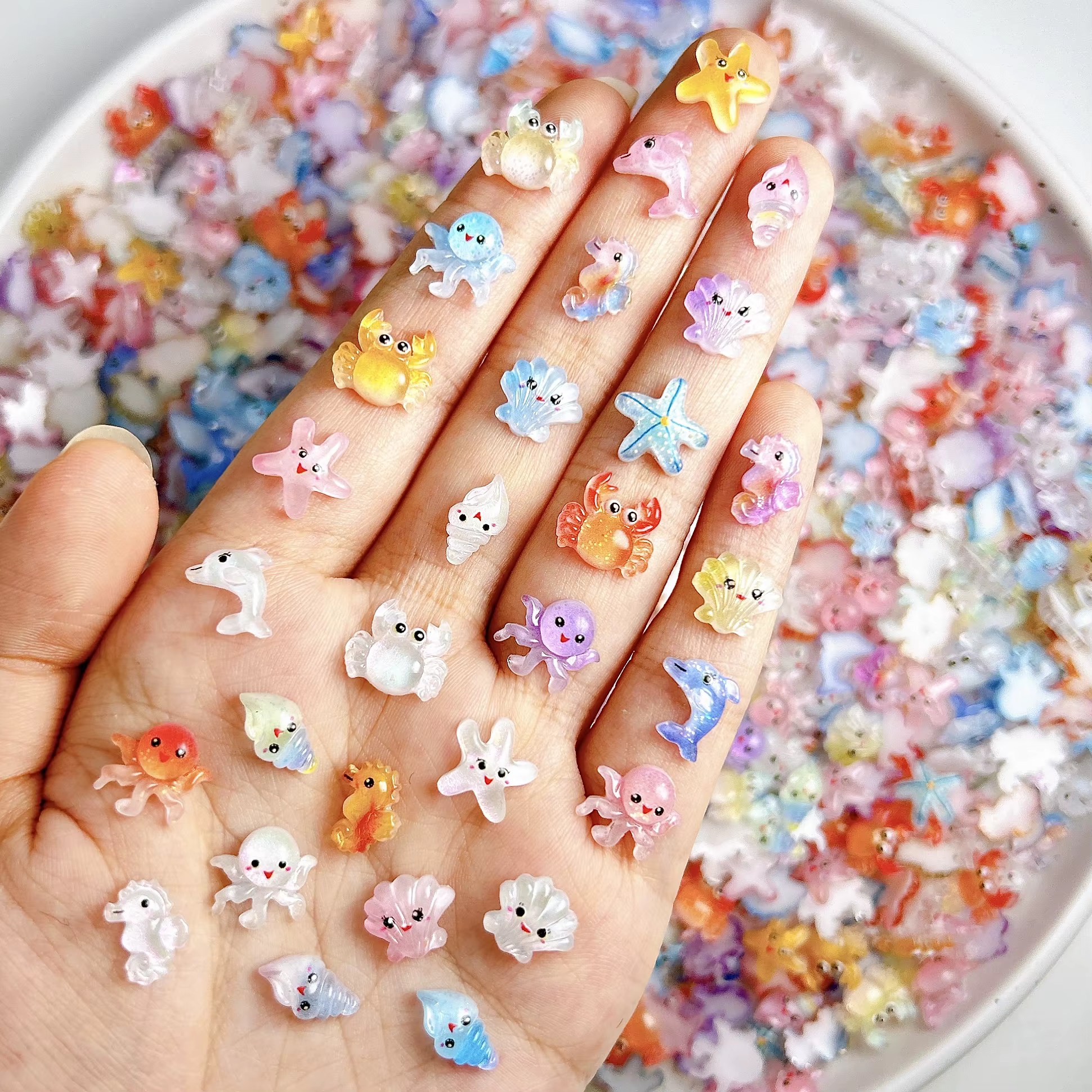 30 pièces Style Multiple mignon poulpe conque résine Nail Art décorations dessin animé lumineux gran