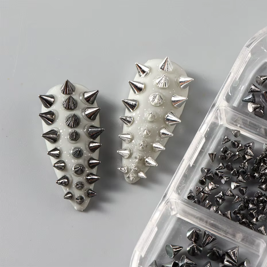 Breloque à Ongles Punk D.lique 6 Grilles, Or, Argent, Noir, Cône, Bijoux d'Art, Mini Clous, Fournitu