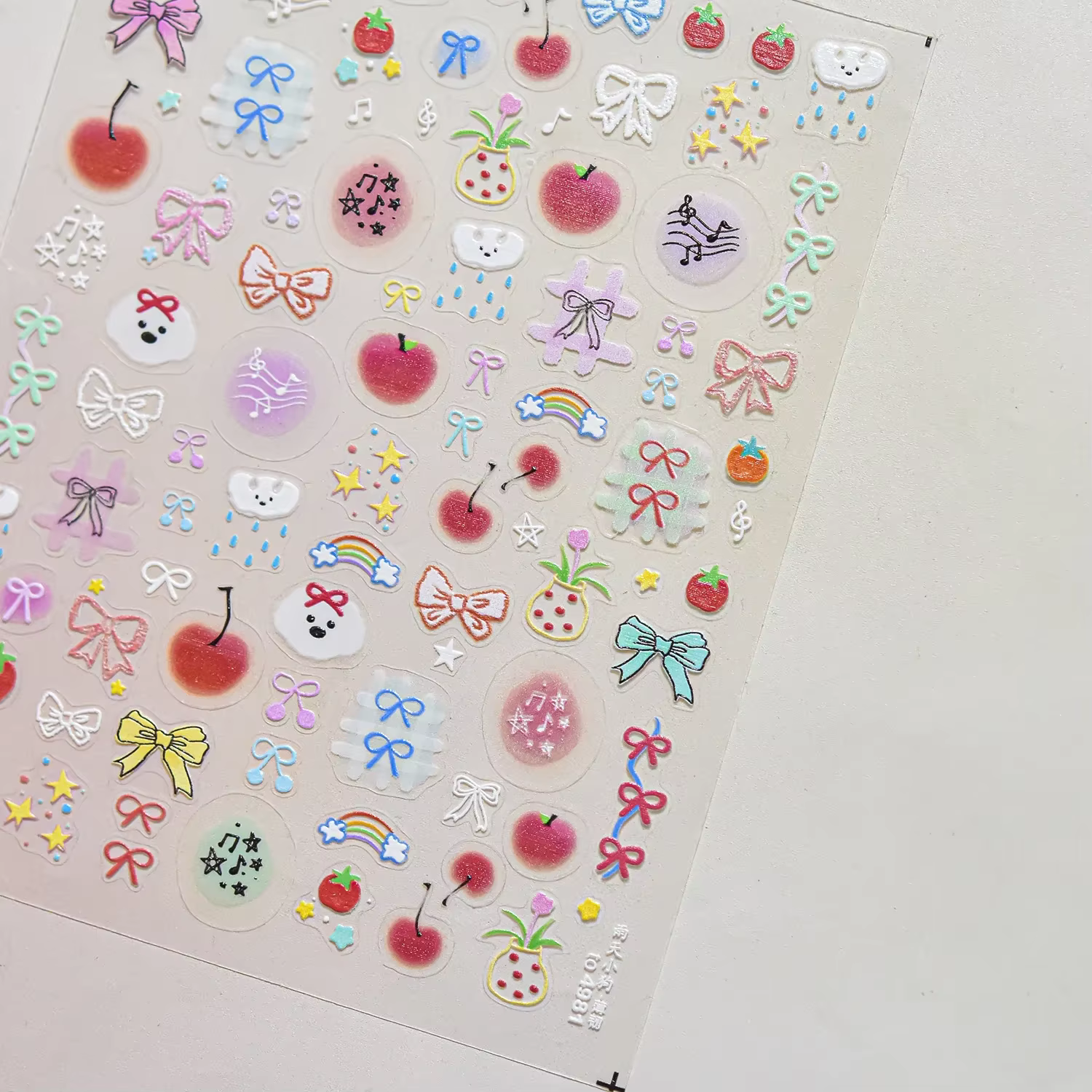 Ballon coloré mignon chiot fleur cerise nœud papillon amour heureux chien Animal auto-adhésif Nail A