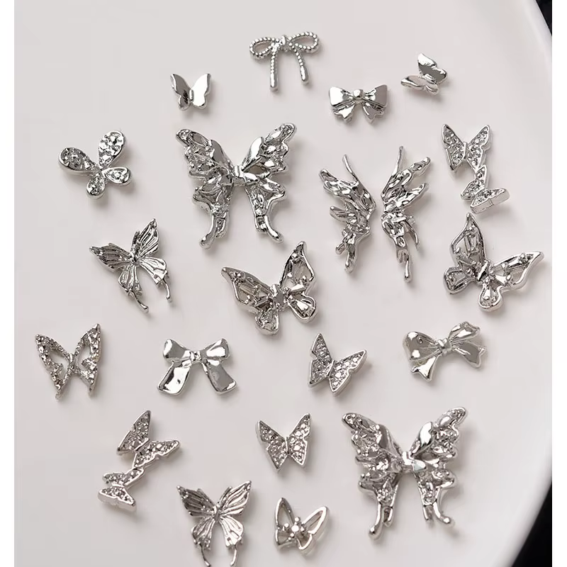 Breloques pour ongles rétro en alliage d'argent, 50 pièces, ruban de luxe, ailes de papillon Y2K, st