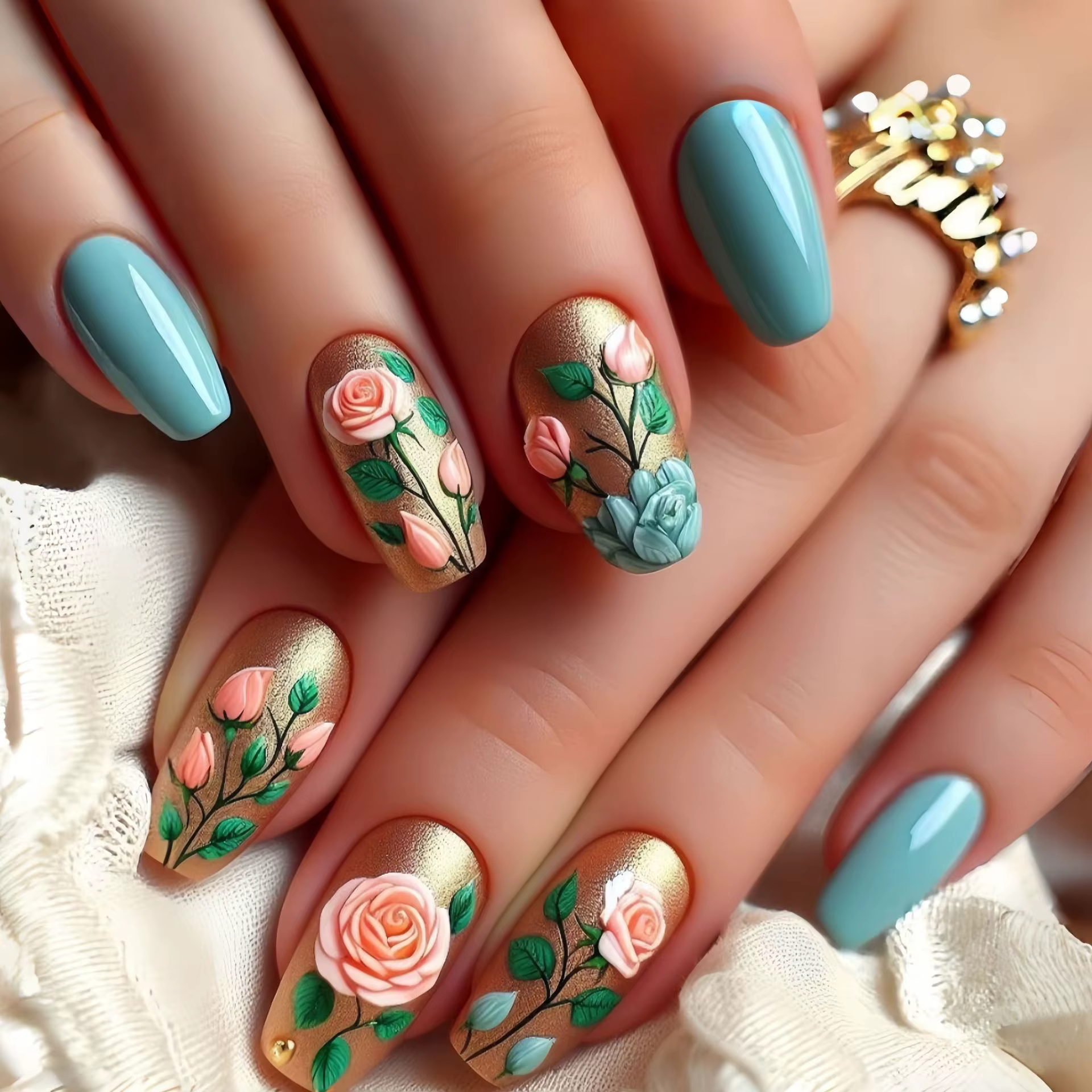 Faux ongles moyens pour femmes et filles, dégradé de fleurs bleues violettes, papillon, flamant rose