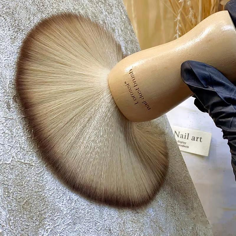 Professionnel moelleux ongles Art brosse ronde manche en bois nettoyage de la poussière brosse de ma